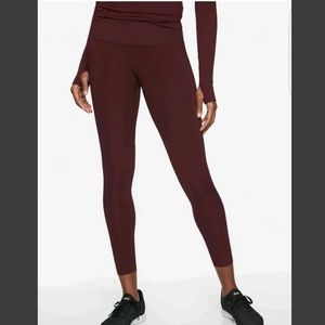 Athleta Challenge 7/8 Tight Leggings